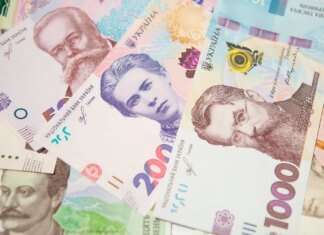 С посылками и цифровыми платформами, но пока без НДС для ФЛП – нардеп анонсировал одобрение правительством трех новых налоговых законопроектов