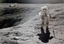 NASA запускает обратный отсчет до первого за 53 года полета людей на Луну