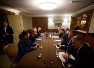 Зеленский и Каллас обсудили решения для разблокирования 90 миллиардов евро помощи для Украины
