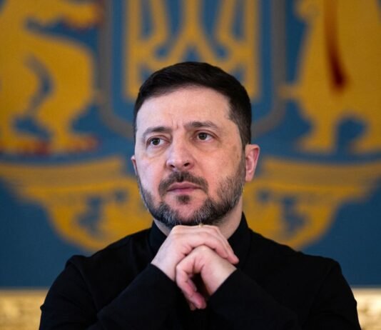 Зеленский: представители Украины два дня разговаривали с США, есть сигналы о новых обменах