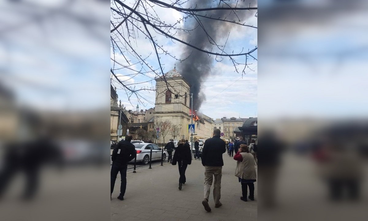 13 пострадавших во Львове: что известно о последствиях обстрела россиян (видео)