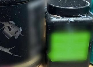 Одесситка перевозила наркотики в банках из-под спортивных добавок, — ФОТО