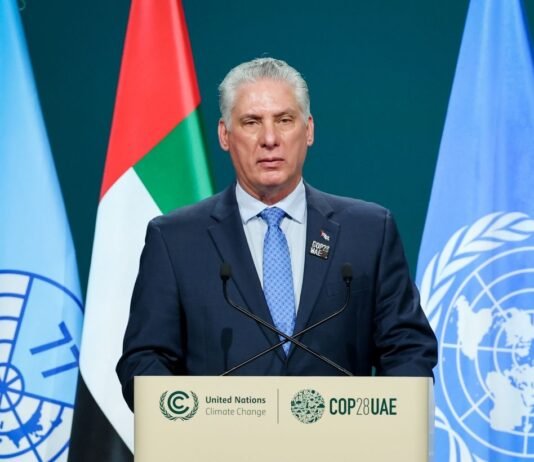 Президент Кубы впервые подтвердил переговоры с США и пожаловался на давление