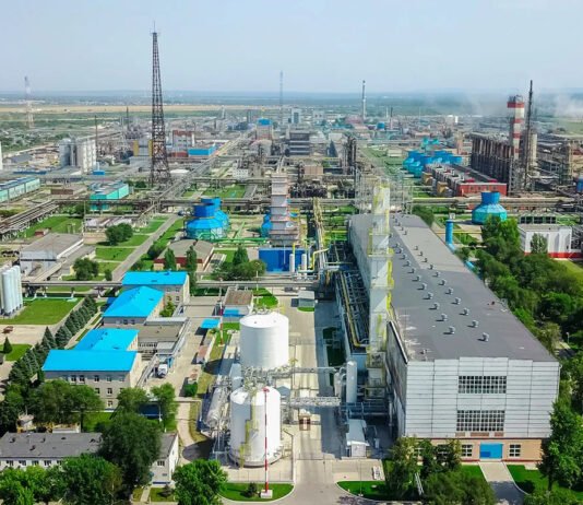 Взрывы в Тольятти и Таганроге: каковы последствия ударов БпЛА по «КуйбышевАзоту» и аэродрому