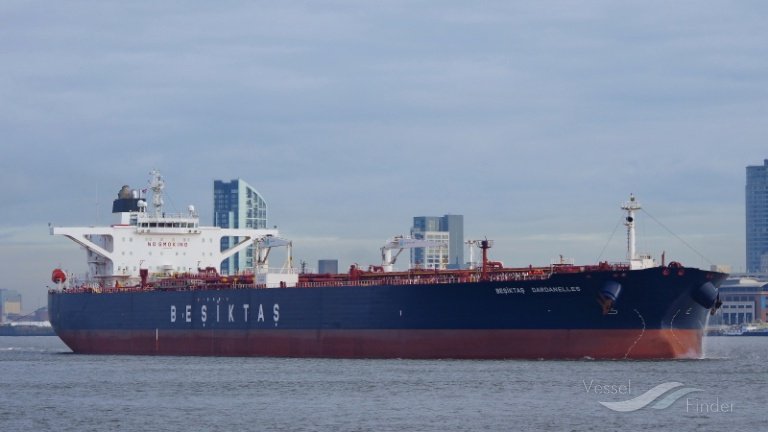 У побережья Турции дрон атаковал танкер, перевозивший нефть из России, — СМИ