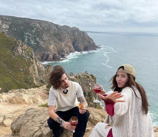 Дантес неожиданно заговорил о бывшей Дорофеевой