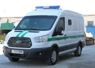 28 часов в наручниках и принудительный укол: появились детали задержания украинцев в Венгрии