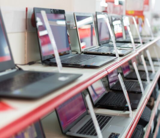 Забудьте о бюджетных ноутбуках: Аналитики прогнозируют рост стоимости на 40%