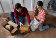 Квартиры украинцев отнимут за долги: тарифы загонят украинцев в ловушку