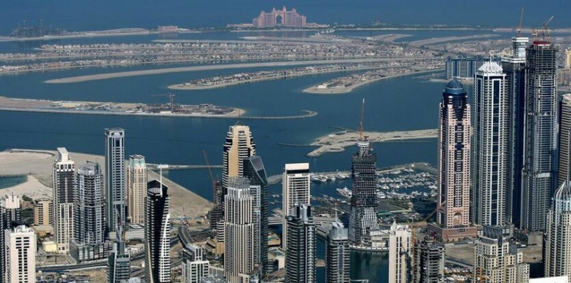 «Стеклянный цветок» в пустыне: экономист объяснил, почему затяжная война уничтожит страны Персидского залива