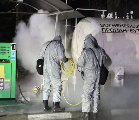 В Днепре произошла масштабная утечка газа на АЗС, — соцсети (видео)