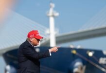 Трамп требует от стран Персидского залива 5 триллионов долларов на продолжение войны с Ираном, — журналист