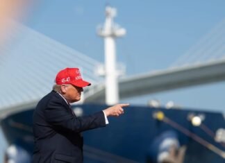 Трамп требует от стран Персидского залива 5 триллионов долларов на продолжение войны с Ираном, — журналист