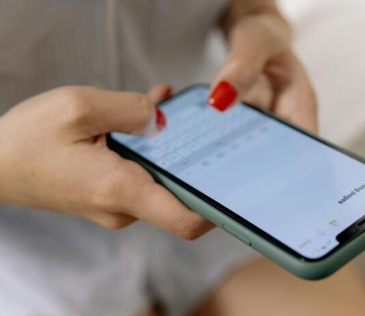 Новое вредоносное ПО для Android «роется» в ваших заметках: как защитить смартфон