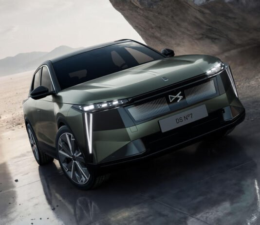 Люкс и авангард: представлен новый французский конкурент Audi Q5 и BMW X3 (фото)