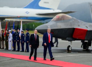 «Рискованный шаг»: Трамп не откажется от мирного соглашения с Путиным из-за идеи противодействия Китаю, — Politico