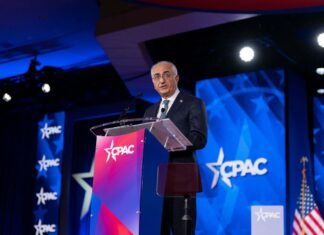 Принц Ирана в изгнании призвал США отказаться от переговоров с Тегераном