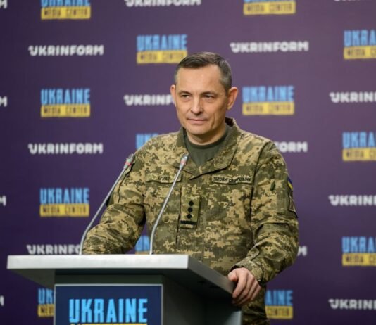 Игнат назвал особенности и цели ночной атаки РФ