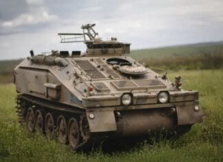 С пушкой и серьезной «максималкой»: что известно о британских бронемашинах в ВСУ