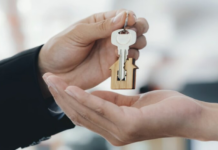 Заставят платить за соседей за границей: Попенко указал на огромную дыру в новом законе о ЖКХ