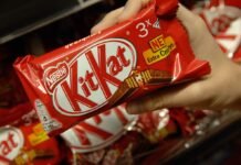 Кража года: в Европе похитили целую фуру «Киткатов», компания их ищет