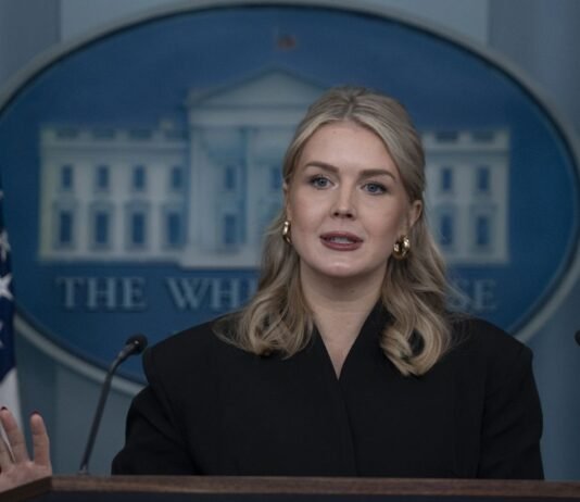 Кто будет платить за войну с Ираном? Трамп хочет обратиться к арабским странам