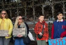 «Не дадим уничтожить Одессу»: на Французском бульваре вспыхнул митинг, — ФОТО