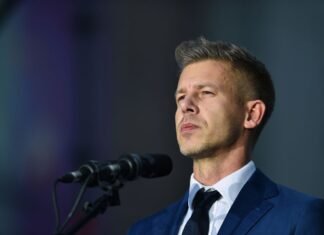 Выборы в Венгрии: Мадьяр хочет переписать конституцию, чтобы очистить власть от Орбана