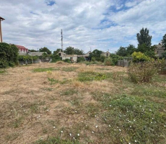 Забудьте о документах и штрафах: что украинцам разрешили строить на своей земле