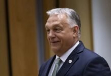 Лидеры ЕС попали в ловушку Орбана и повысили его шансы на выборах, — Politico