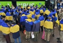 Украина вернула из плена 200 защитников: среди них защитники Мариуполя, — ФОТО