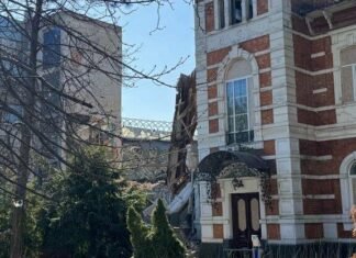 В Одессе открывают дело из-за повреждения исторических зданий на Французском бульваре