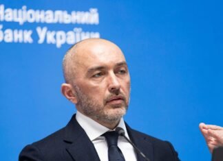 Скандал с задержанием инкассаторов: руководство НБУ срочно отправляется в Будапешт