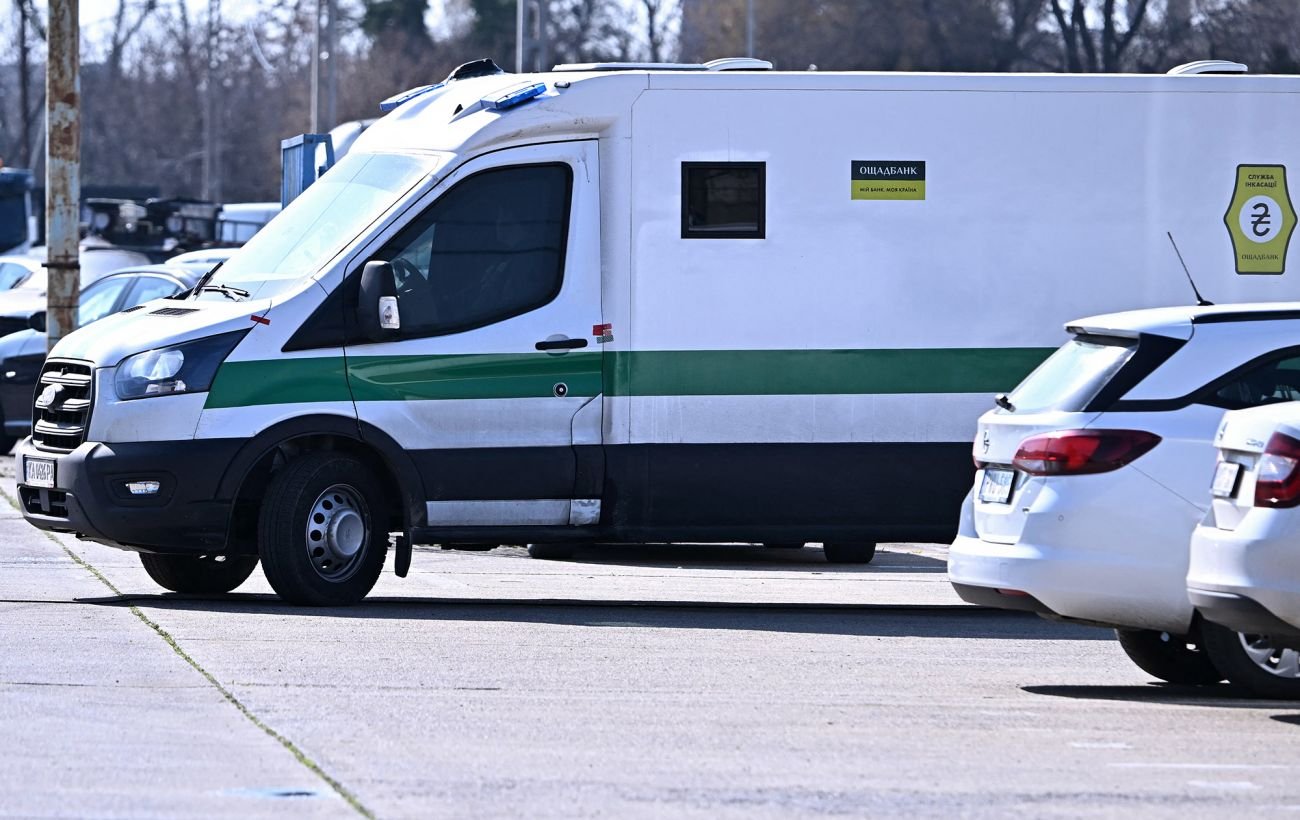 «Ощадбанк» приостановил ввоз валюты из ЕС: он единственный имеет такую лицензию