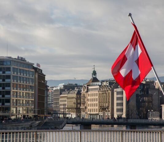 Стратегическая необходимость. Неужели нейтральная Швейцария углубит связи с ЕС?