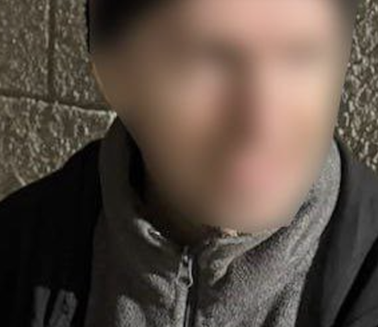 В Одессе задержали «ночного гостя», спрятавшегося на чердаке за мешком вещей