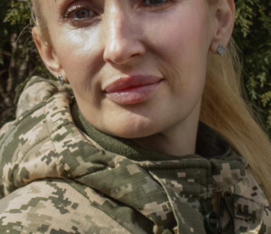 Сын ждет дома, а она защищает небо: история военной из Одесщины