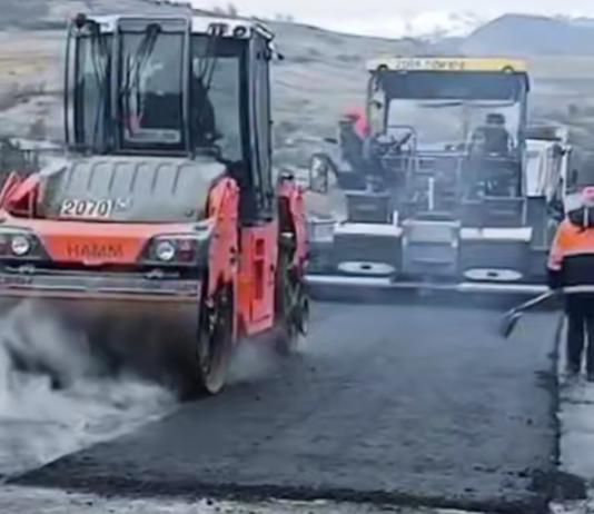 Трассы в Одессу ремонтируют без остановки, — ВИДЕО