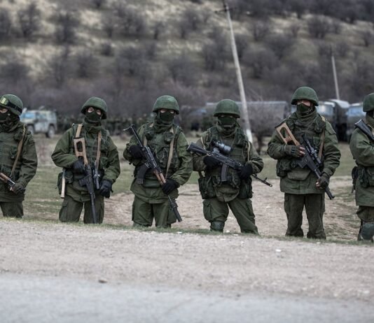 Россияне пошли в масштабное наступление на семи направлениях, — Билецкий