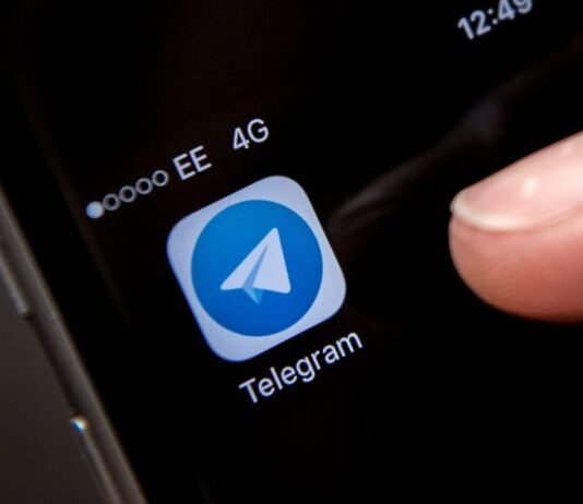 Протестовали за Telegram: в РФ на митингах против блокировки интернета задержали 12 человек