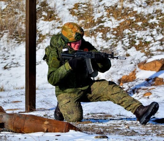 РФ хочет увеличить армию оккупантов до 800 тысяч: Сырский назвал единственный выход Украины