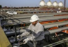 Ирак и Курдистан договорились возобновить экспорт нефти через Турцию