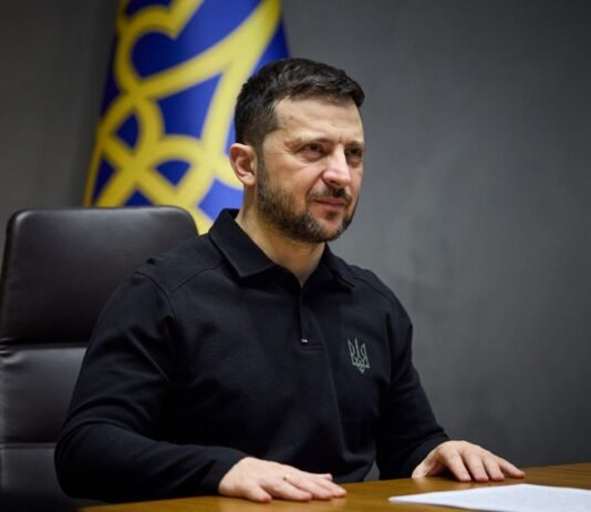 Зеленский призвал Евросовет разблокировать 90 млрд евро помощи