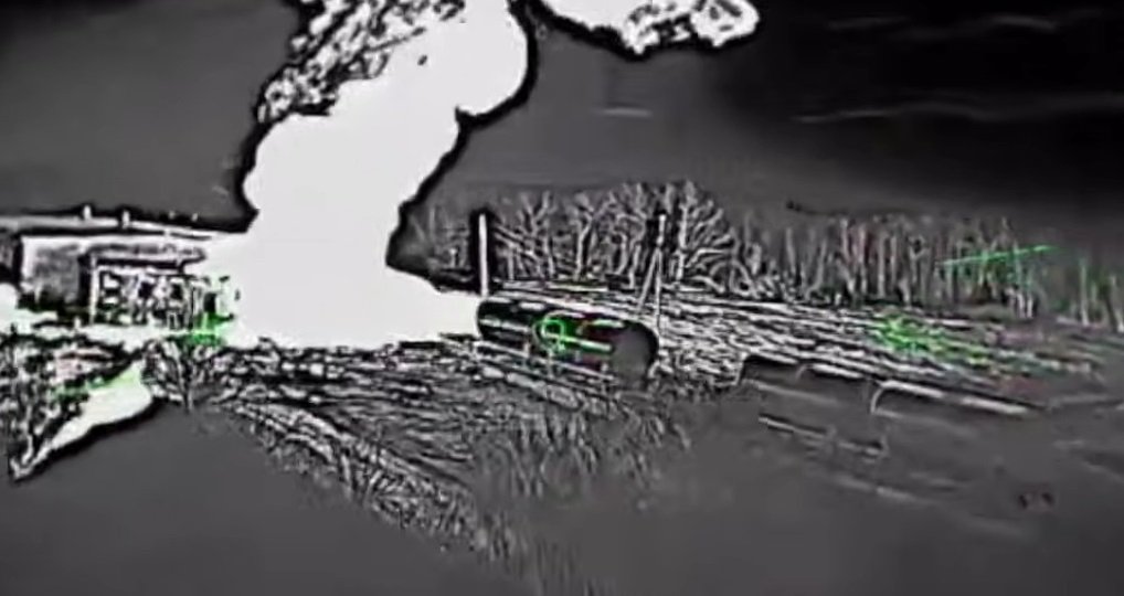 Сработали украинские дроны: ВСУ уничтожили вражеские эшелоны с горючим под Луганском (видео)