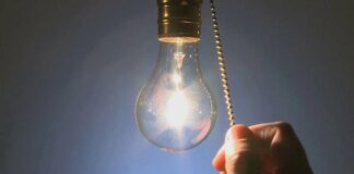 В Украине завтра не планируют применять графики отключения света