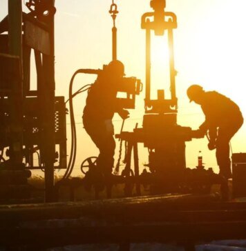 Цены на нефть растут пятый день из-за ужесточения риторики США в отношении Ирана