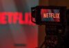 Акции Netflix обвалились после отставки руководителя спустя 29 лет