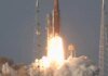 НАСА запустило историческую миссию Artemis II к Луне