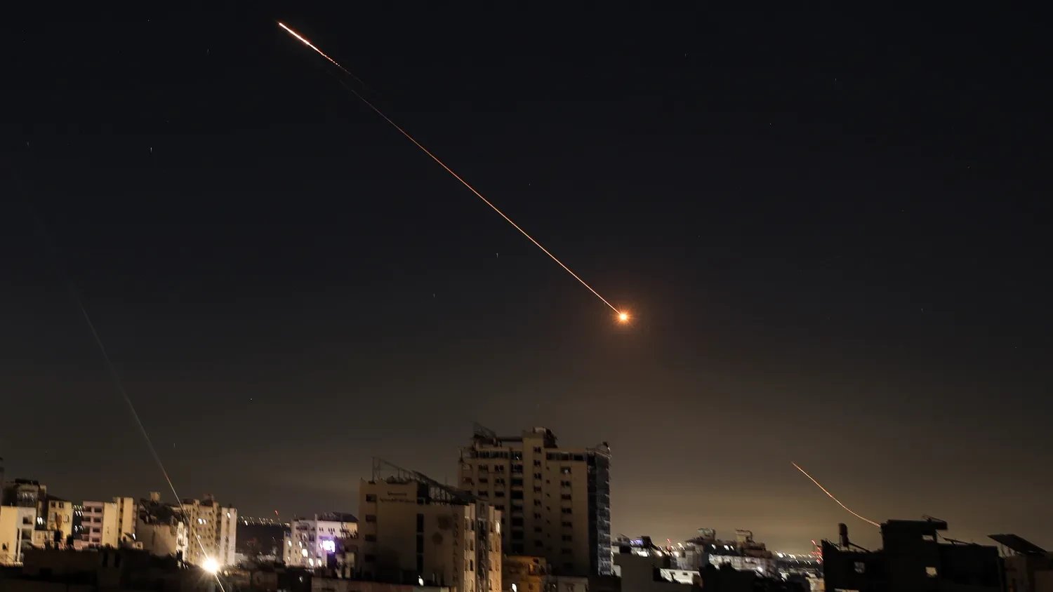 Иран заявил об ударе по дата-центру Amazon в Бахрейне