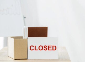 В РФ не менее 300 тысяч предприятий могут не пережить 2026 год из-за налогов и войны – разведка